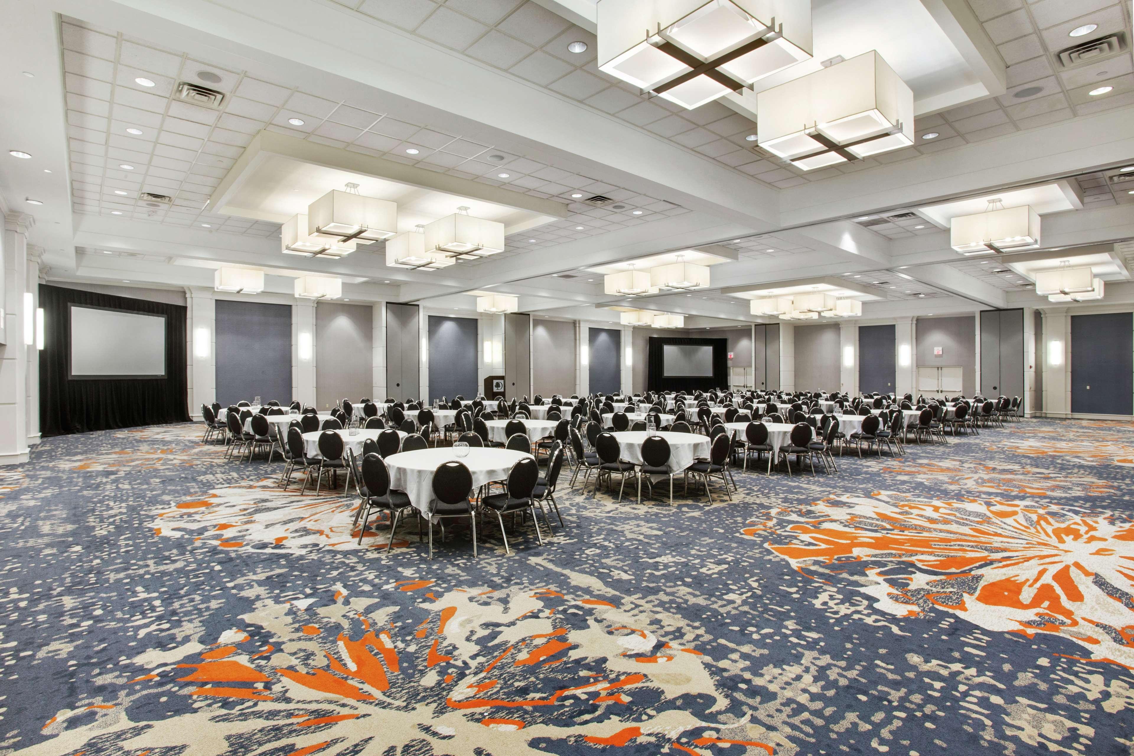 Doubletree By Hilton Little Rock Hotel Exterior photo