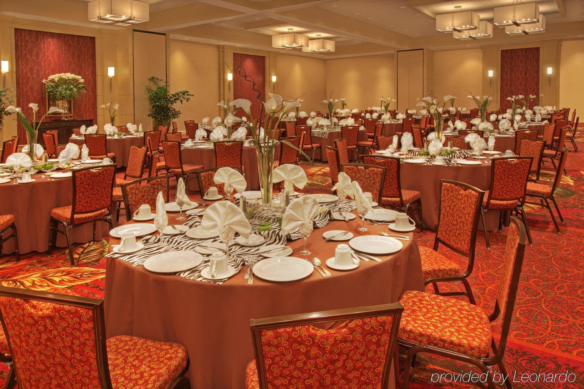 Doubletree By Hilton Little Rock Hotel Restaurant photo